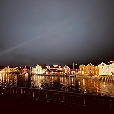 Finnholmen Brygge Henningsvær Exteriör bild