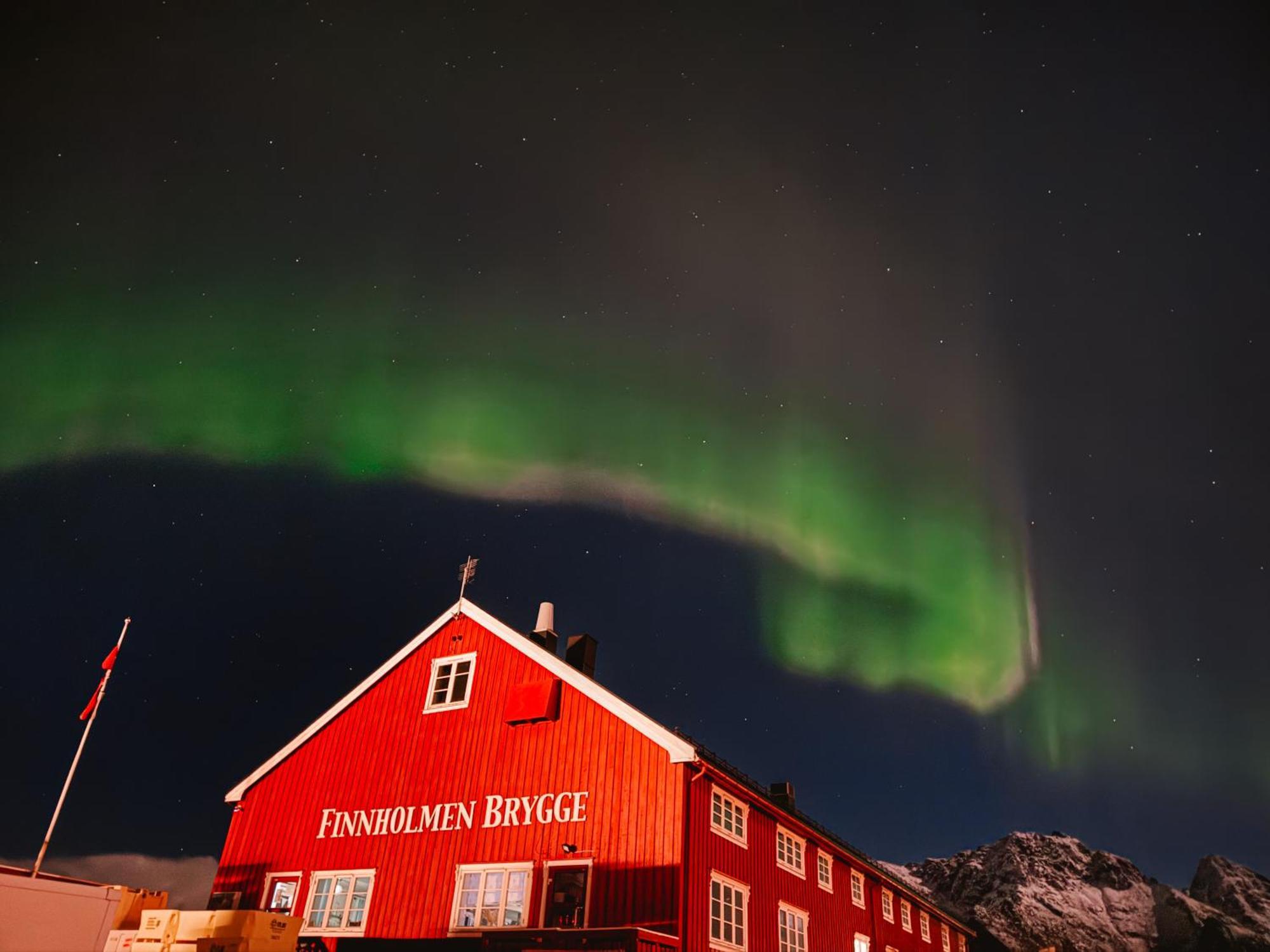 Finnholmen Brygge Henningsvær Exteriör bild
